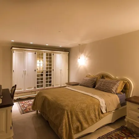 Sleeps 6 Pool Air Con Wifi 빌라 바이즈